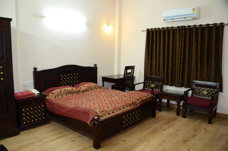 Rajwadi Room