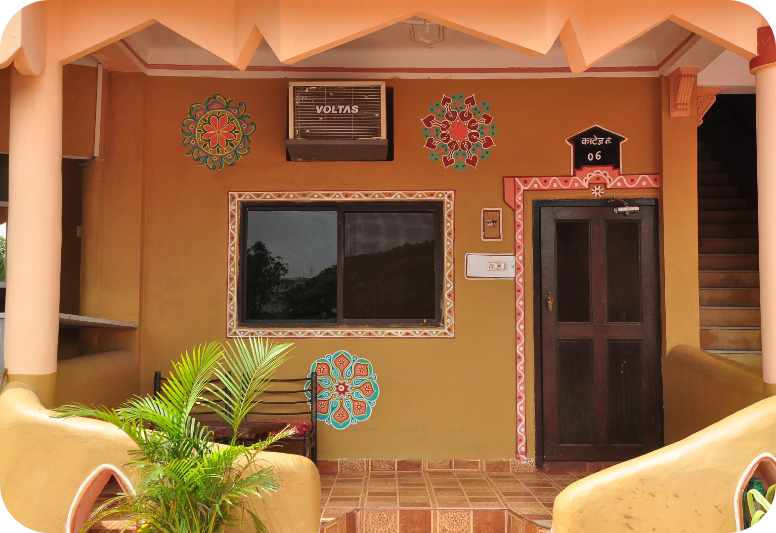 Royal Cottage